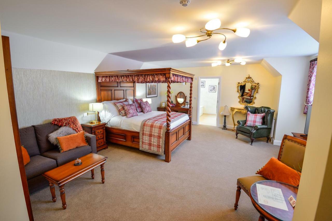 The Coach And Horses 4*